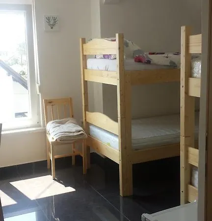 Hostel Monaco